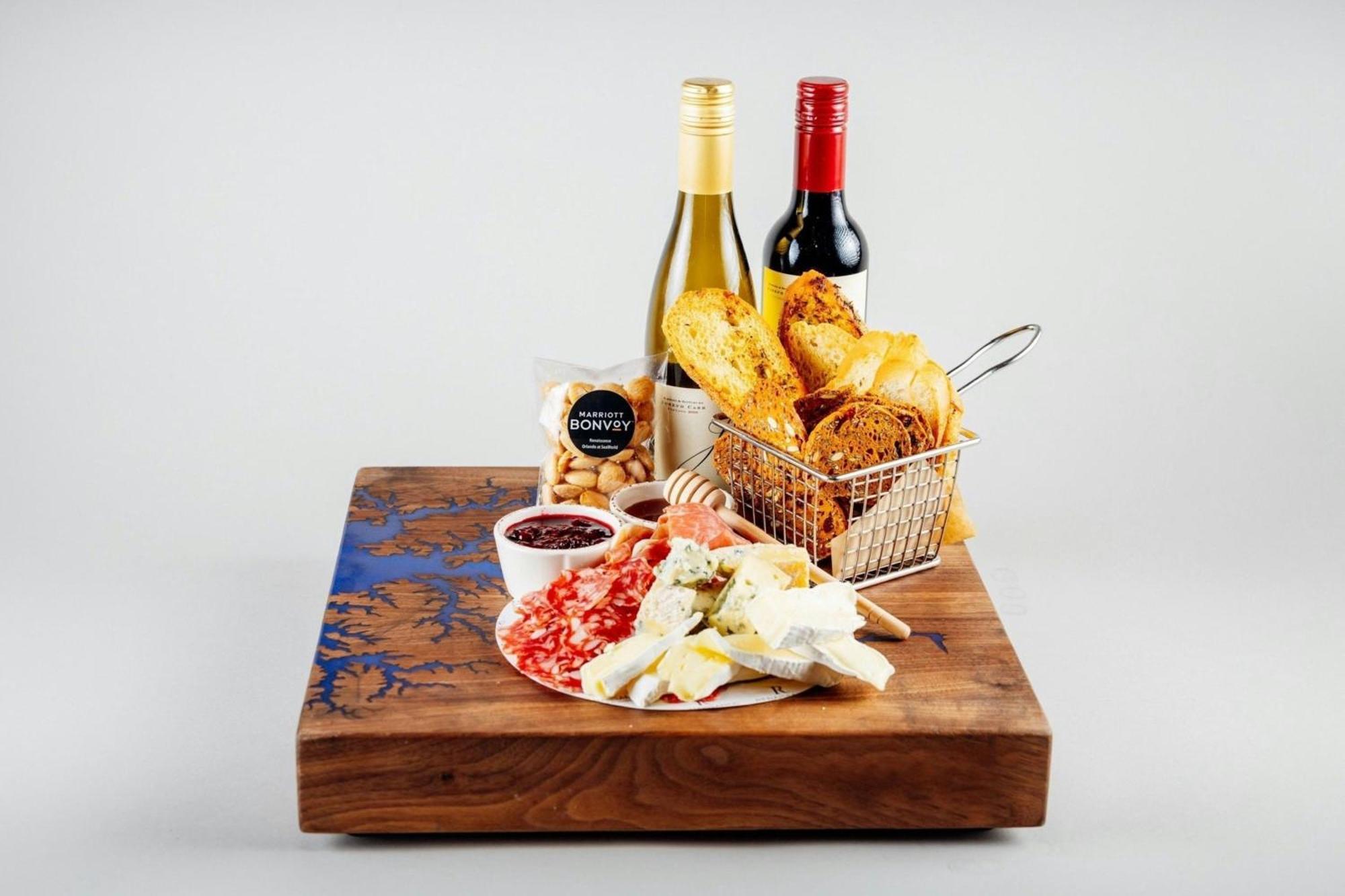 Renaissance Orlando at SeaWorld® Hotel Williamsburg Bagian luar foto